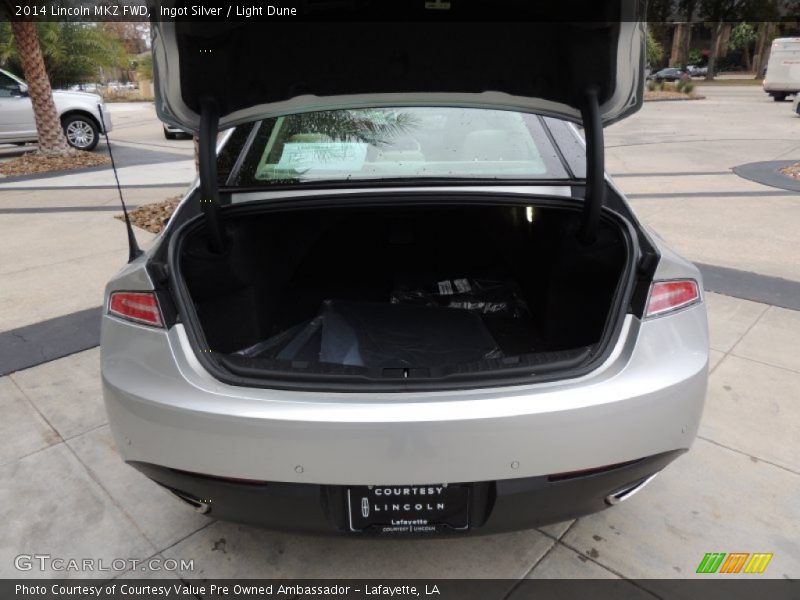 Ingot Silver / Light Dune 2014 Lincoln MKZ FWD