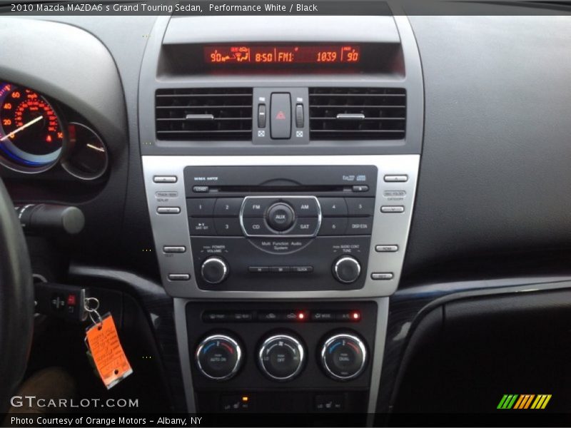 Performance White / Black 2010 Mazda MAZDA6 s Grand Touring Sedan
