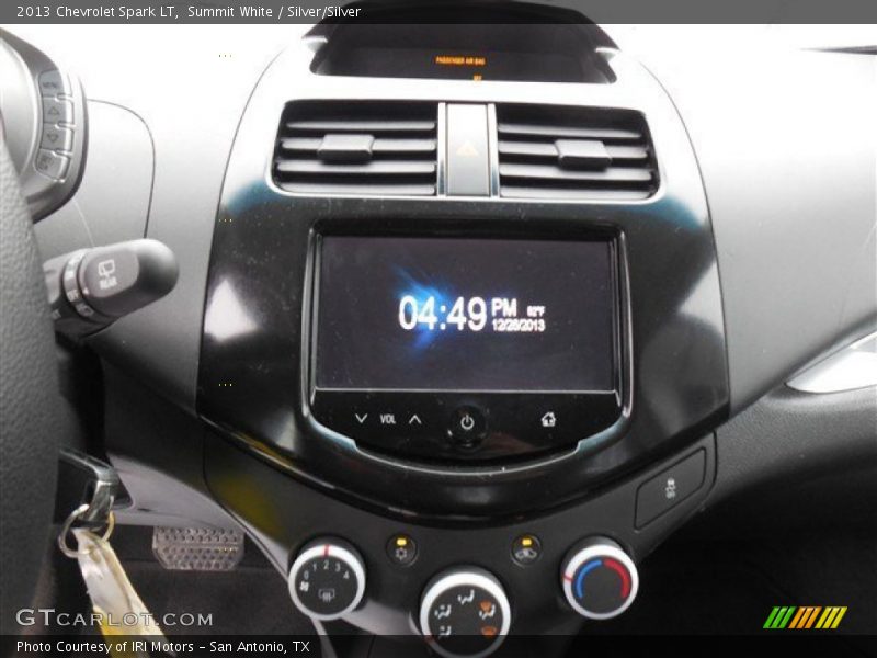 Summit White / Silver/Silver 2013 Chevrolet Spark LT