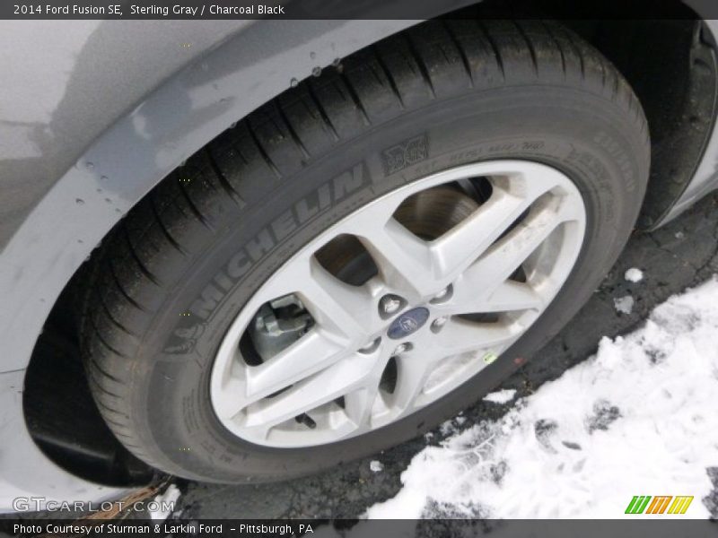 Sterling Gray / Charcoal Black 2014 Ford Fusion SE