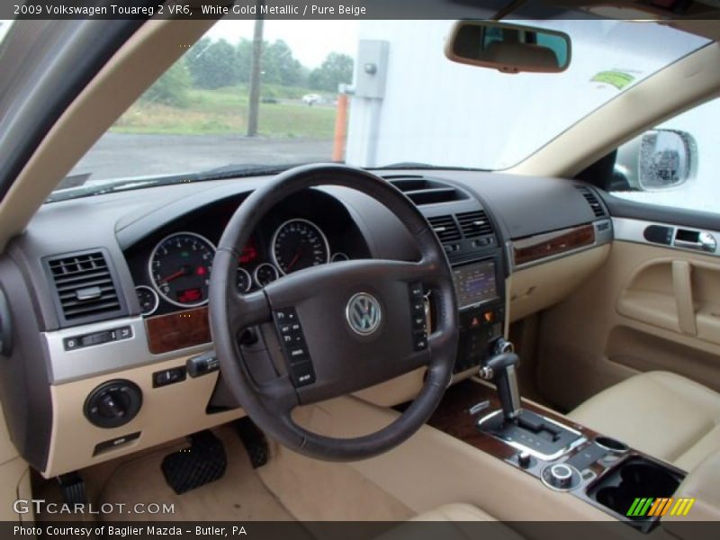 White Gold Metallic / Pure Beige 2009 Volkswagen Touareg 2 VR6