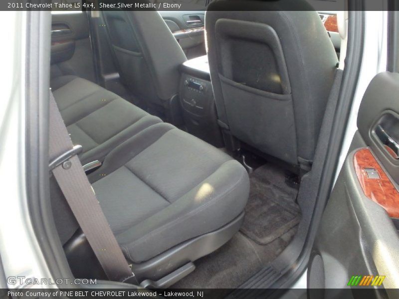 Sheer Silver Metallic / Ebony 2011 Chevrolet Tahoe LS 4x4
