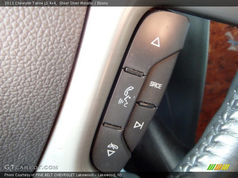Sheer Silver Metallic / Ebony 2011 Chevrolet Tahoe LS 4x4