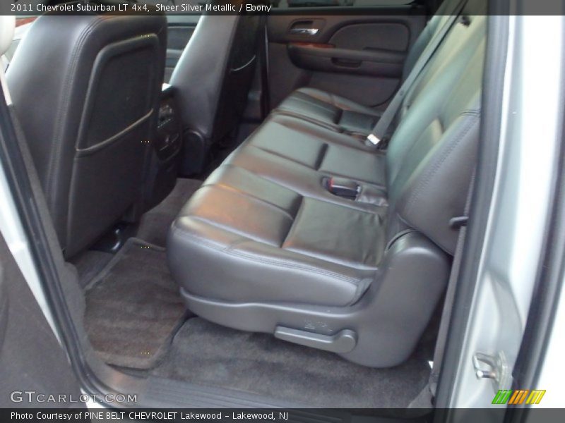 Sheer Silver Metallic / Ebony 2011 Chevrolet Suburban LT 4x4