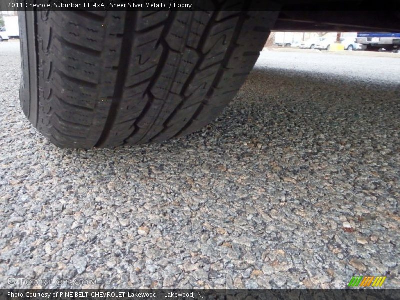 Sheer Silver Metallic / Ebony 2011 Chevrolet Suburban LT 4x4