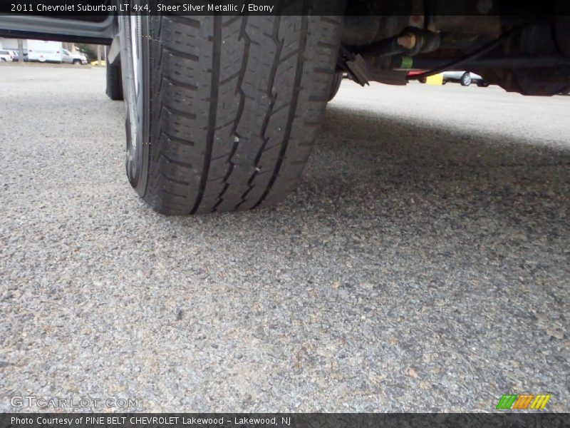 Sheer Silver Metallic / Ebony 2011 Chevrolet Suburban LT 4x4