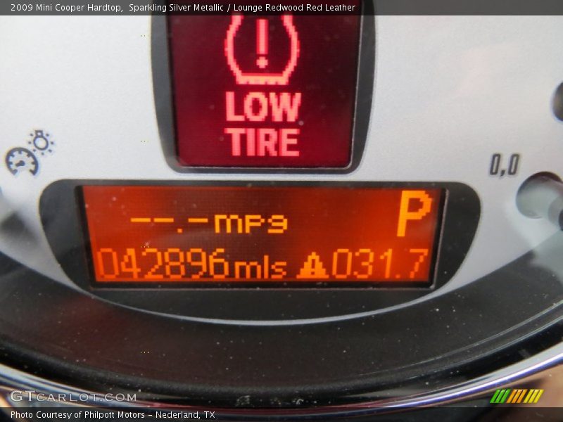 Sparkling Silver Metallic / Lounge Redwood Red Leather 2009 Mini Cooper Hardtop