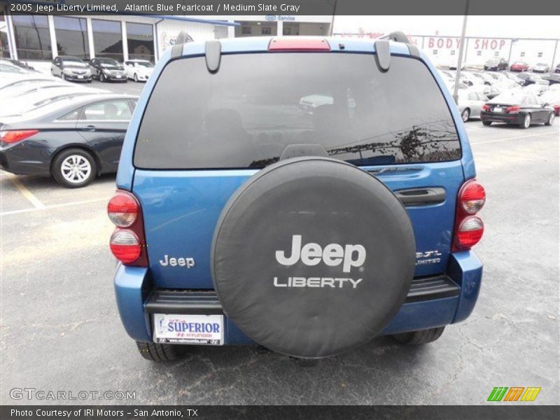 Atlantic Blue Pearlcoat / Medium Slate Gray 2005 Jeep Liberty Limited