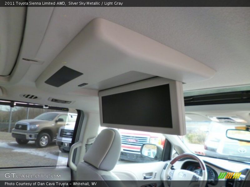 Silver Sky Metallic / Light Gray 2011 Toyota Sienna Limited AWD