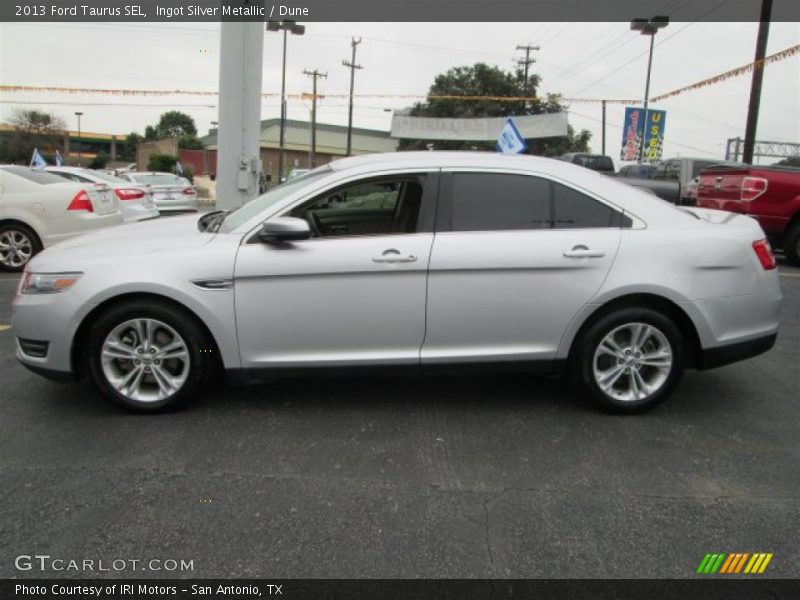 Ingot Silver Metallic / Dune 2013 Ford Taurus SEL