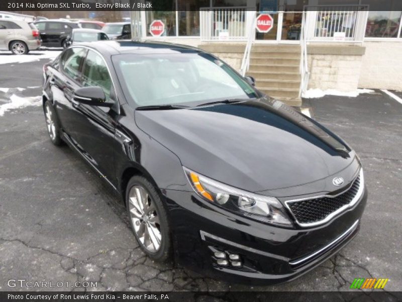 Front 3/4 View of 2014 Optima SXL Turbo