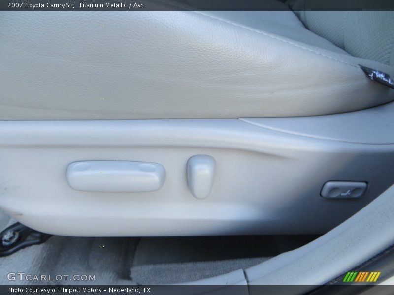 Titanium Metallic / Ash 2007 Toyota Camry SE