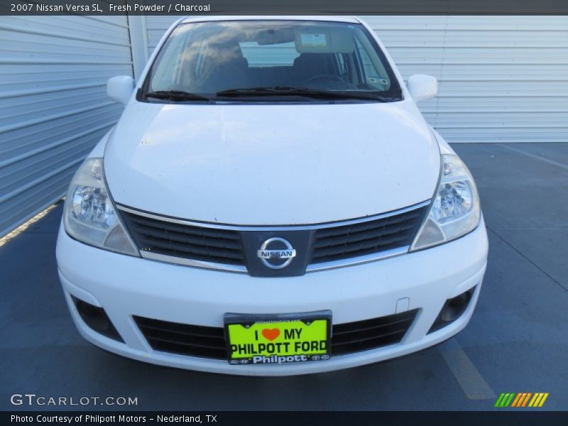 Fresh Powder / Charcoal 2007 Nissan Versa SL
