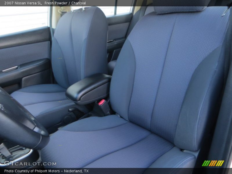 Fresh Powder / Charcoal 2007 Nissan Versa SL
