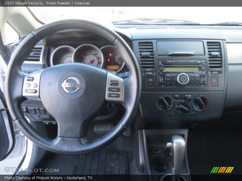 Fresh Powder / Charcoal 2007 Nissan Versa SL