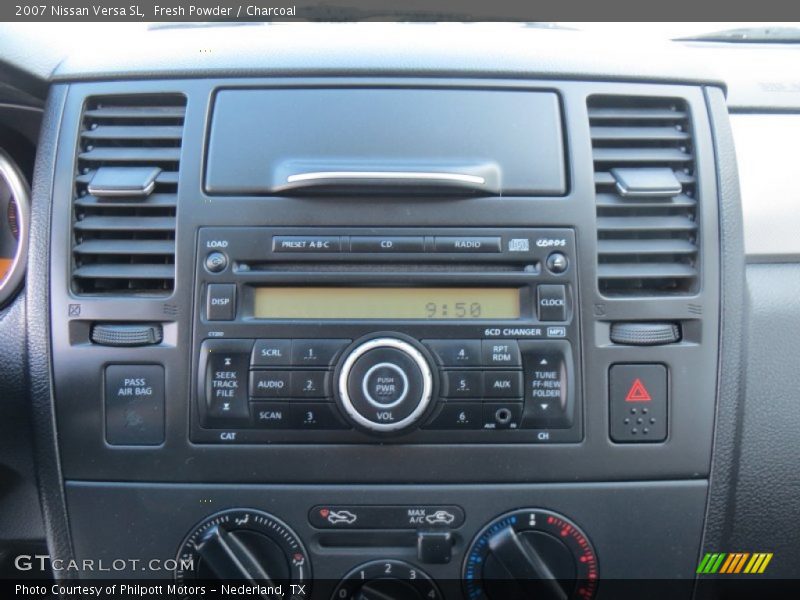 Fresh Powder / Charcoal 2007 Nissan Versa SL