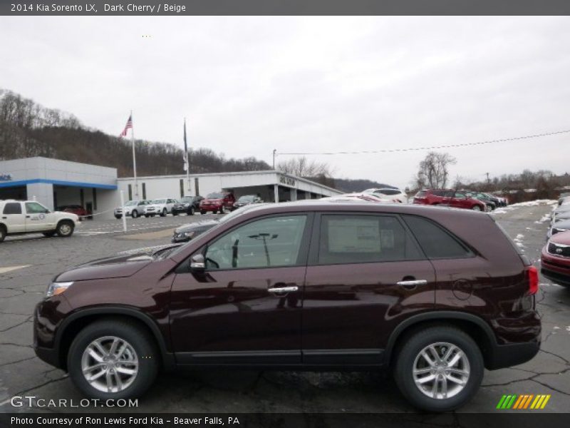 Dark Cherry / Beige 2014 Kia Sorento LX