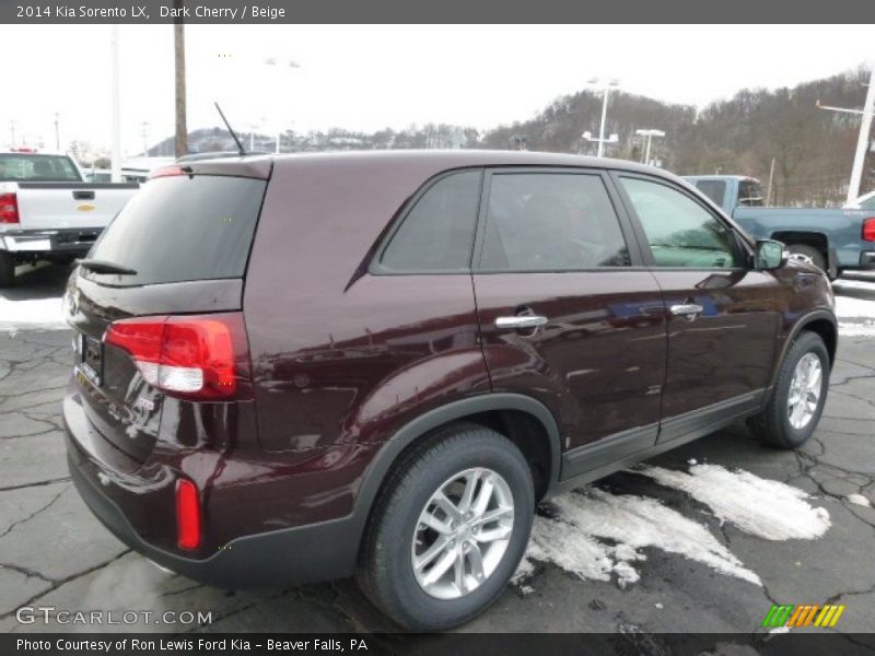Dark Cherry / Beige 2014 Kia Sorento LX