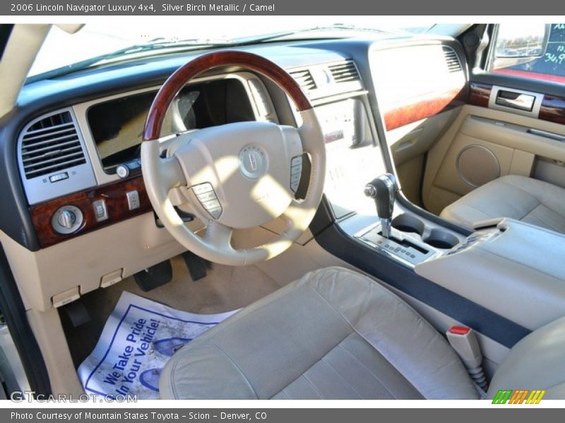 Silver Birch Metallic / Camel 2006 Lincoln Navigator Luxury 4x4