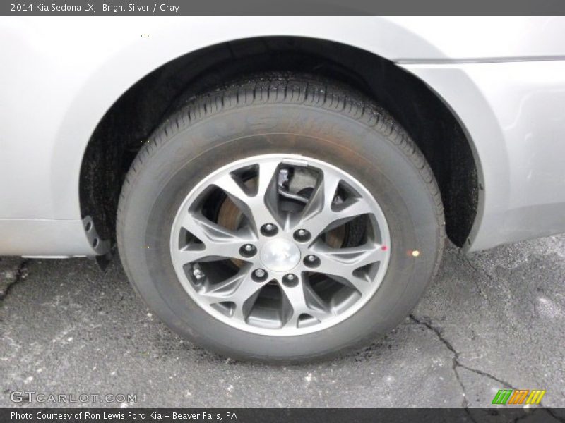 Bright Silver / Gray 2014 Kia Sedona LX