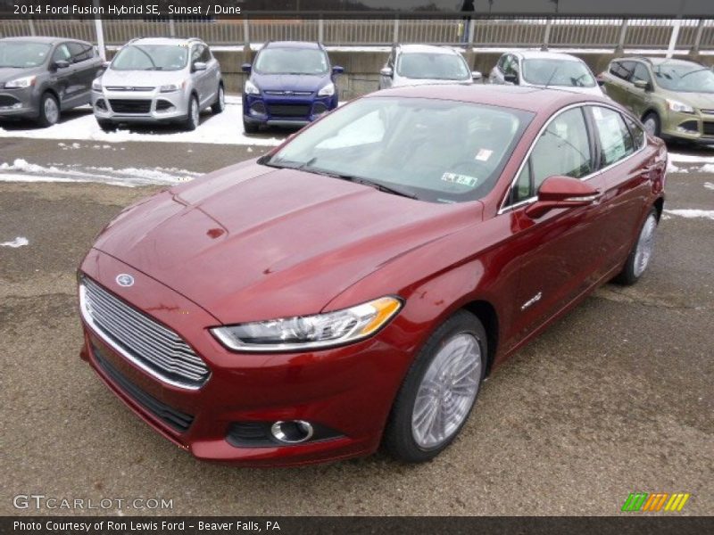 Sunset / Dune 2014 Ford Fusion Hybrid SE