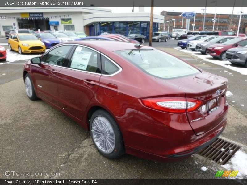 Sunset / Dune 2014 Ford Fusion Hybrid SE