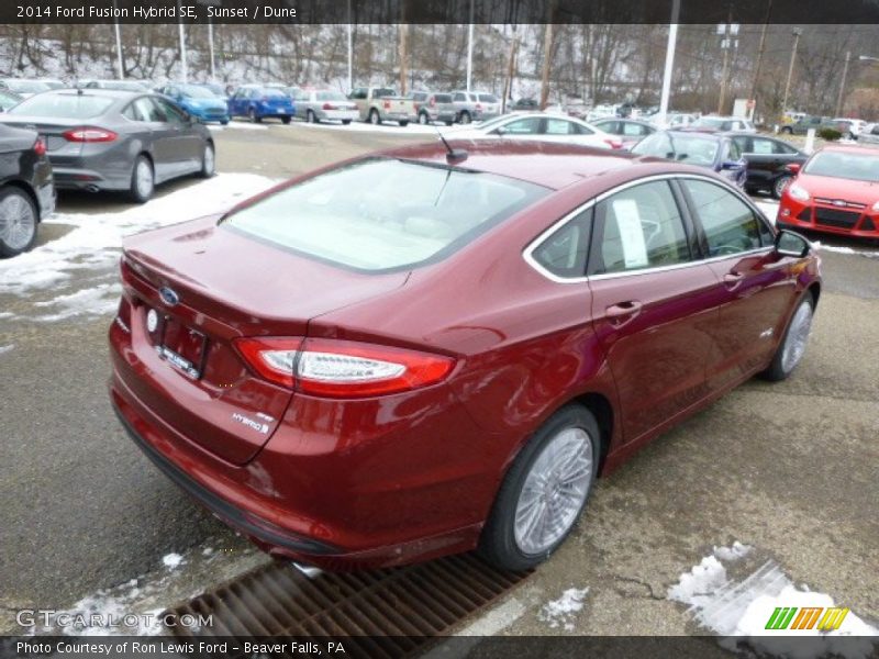 Sunset / Dune 2014 Ford Fusion Hybrid SE