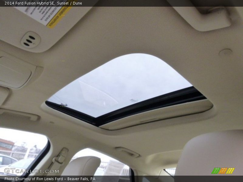Sunset / Dune 2014 Ford Fusion Hybrid SE