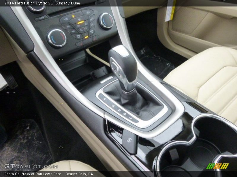 Sunset / Dune 2014 Ford Fusion Hybrid SE