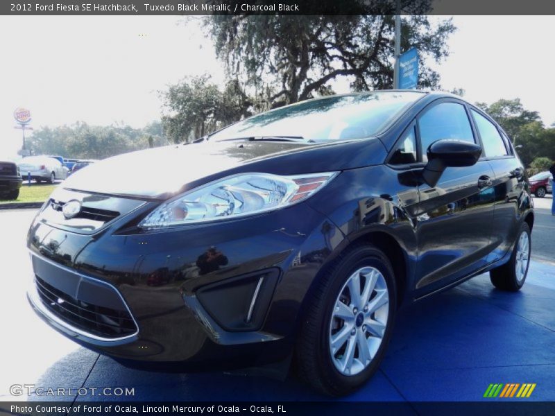 Tuxedo Black Metallic / Charcoal Black 2012 Ford Fiesta SE Hatchback
