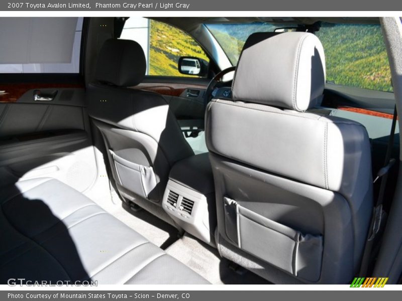 Phantom Gray Pearl / Light Gray 2007 Toyota Avalon Limited