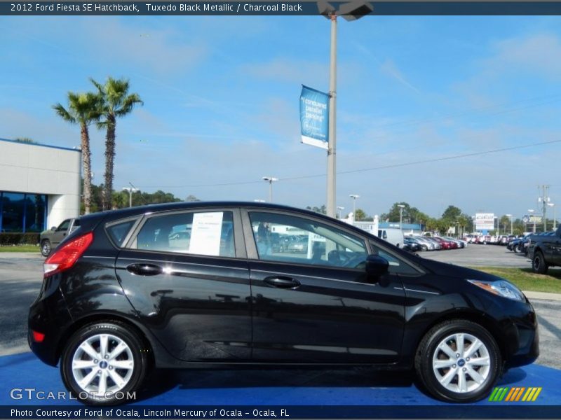 Tuxedo Black Metallic / Charcoal Black 2012 Ford Fiesta SE Hatchback