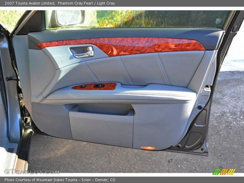 Phantom Gray Pearl / Light Gray 2007 Toyota Avalon Limited