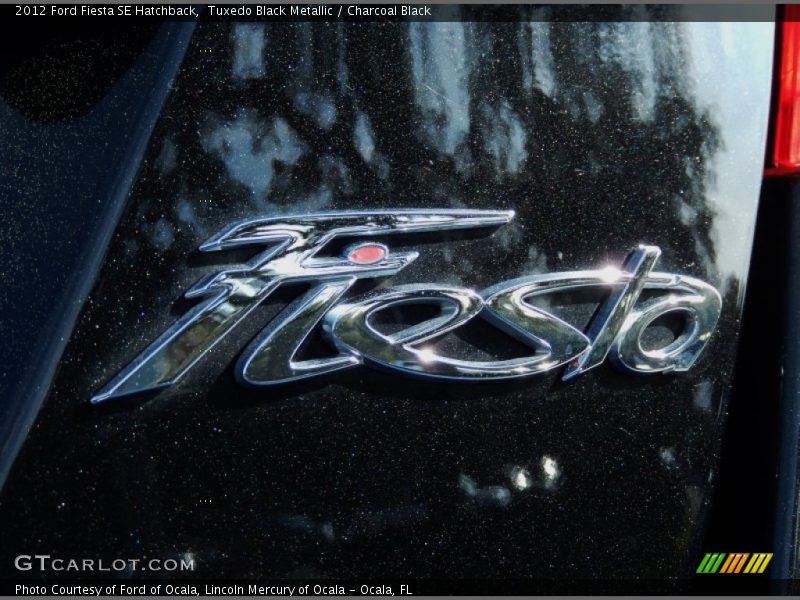 Tuxedo Black Metallic / Charcoal Black 2012 Ford Fiesta SE Hatchback
