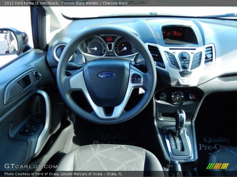 Tuxedo Black Metallic / Charcoal Black 2012 Ford Fiesta SE Hatchback