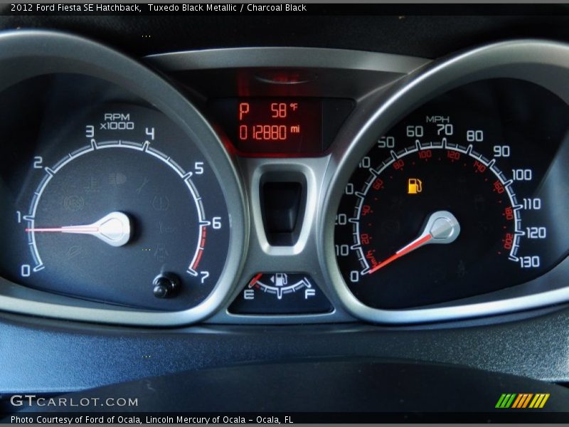 Tuxedo Black Metallic / Charcoal Black 2012 Ford Fiesta SE Hatchback