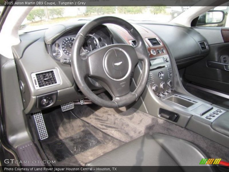 Dashboard of 2005 DB9 Coupe