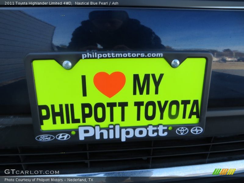 Nautical Blue Pearl / Ash 2011 Toyota Highlander Limited 4WD