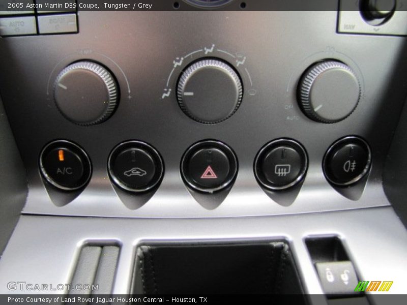Controls of 2005 DB9 Coupe