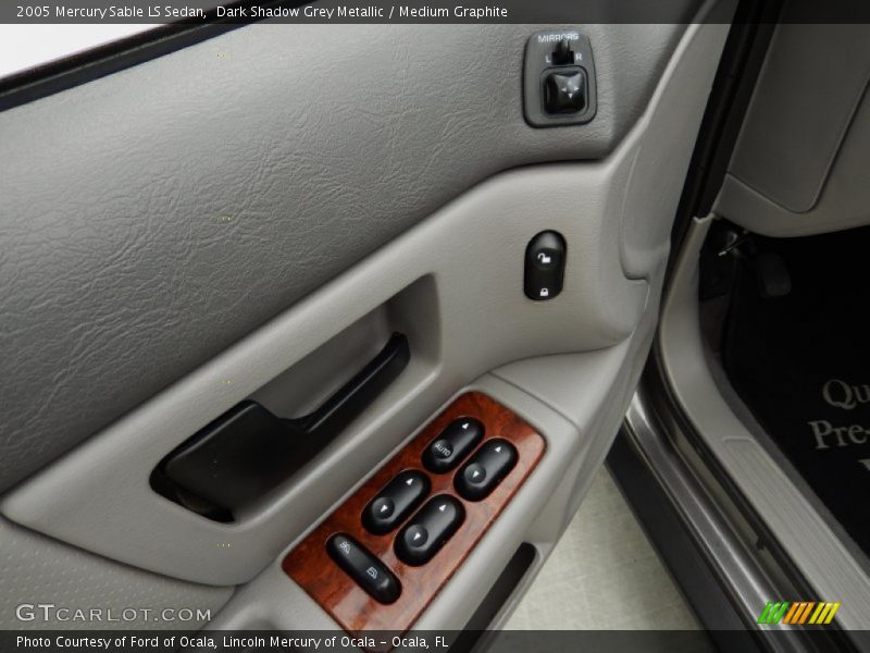 Dark Shadow Grey Metallic / Medium Graphite 2005 Mercury Sable LS Sedan