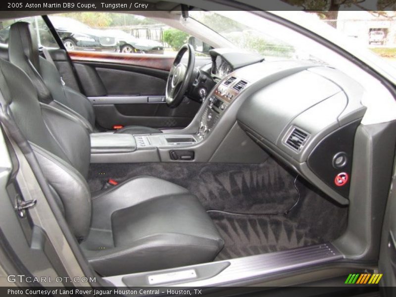 Tungsten / Grey 2005 Aston Martin DB9 Coupe