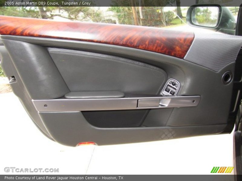 Door Panel of 2005 DB9 Coupe