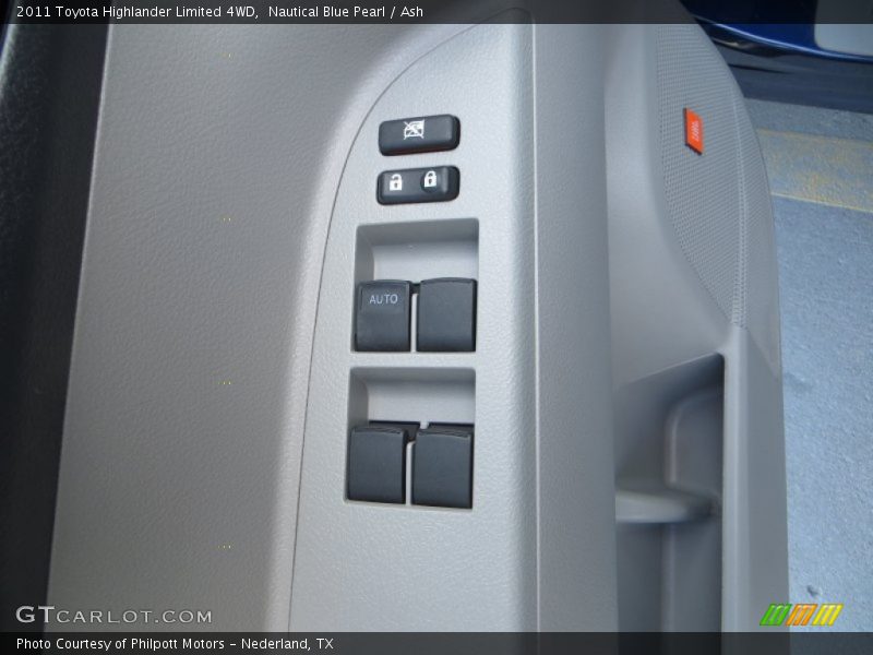 Nautical Blue Pearl / Ash 2011 Toyota Highlander Limited 4WD