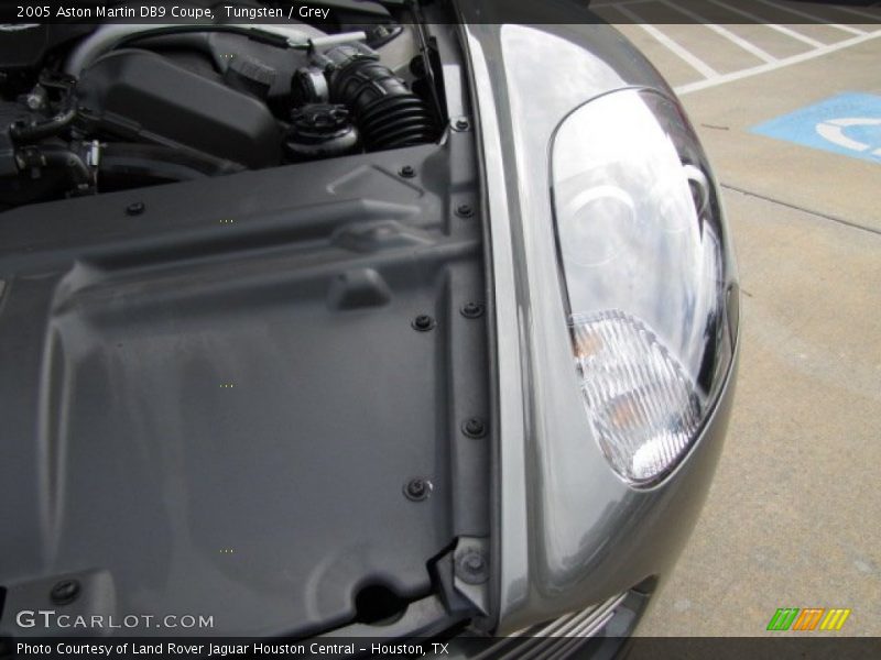 Tungsten / Grey 2005 Aston Martin DB9 Coupe