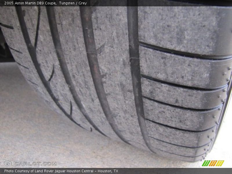 Tungsten / Grey 2005 Aston Martin DB9 Coupe