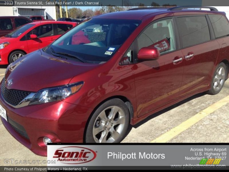 Salsa Red Pearl / Dark Charcoal 2013 Toyota Sienna SE