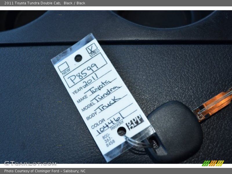 Black / Black 2011 Toyota Tundra Double Cab