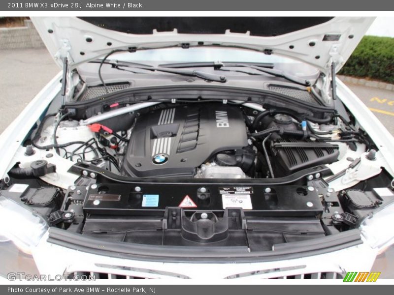 Alpine White / Black 2011 BMW X3 xDrive 28i