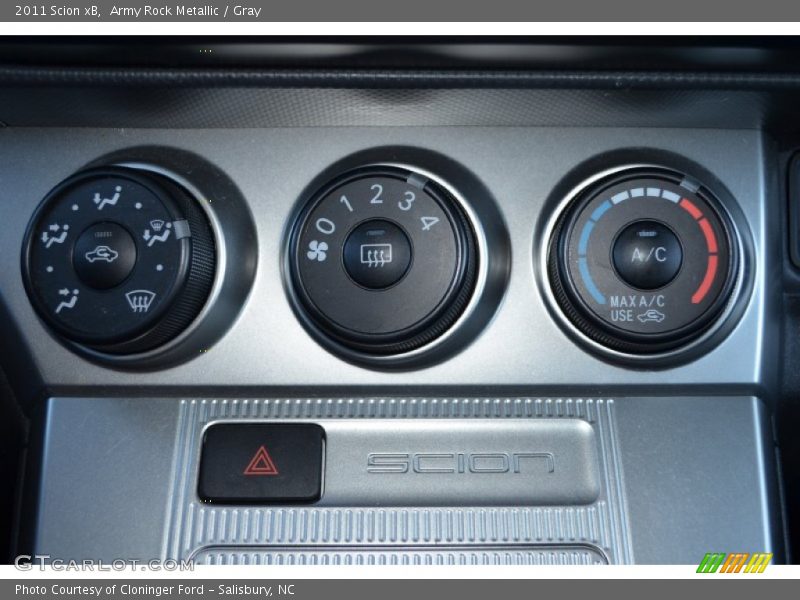 Army Rock Metallic / Gray 2011 Scion xB