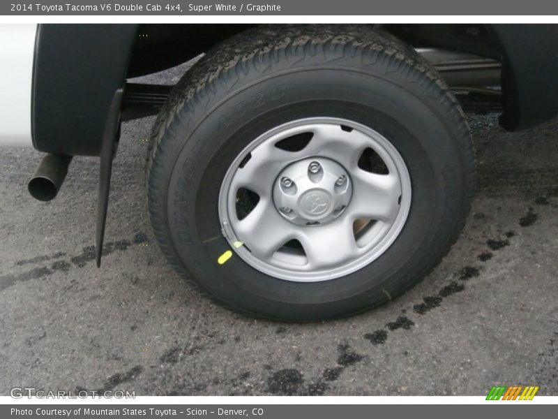 Super White / Graphite 2014 Toyota Tacoma V6 Double Cab 4x4